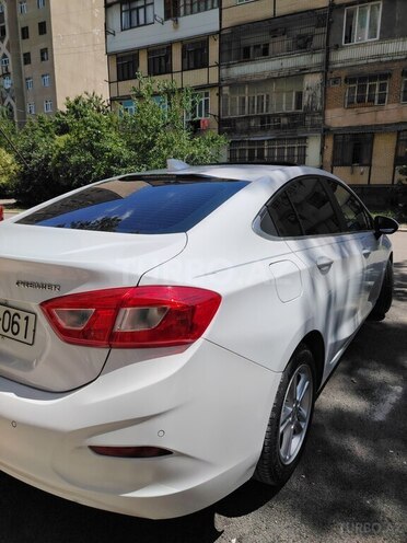Chevrolet Cruze-6