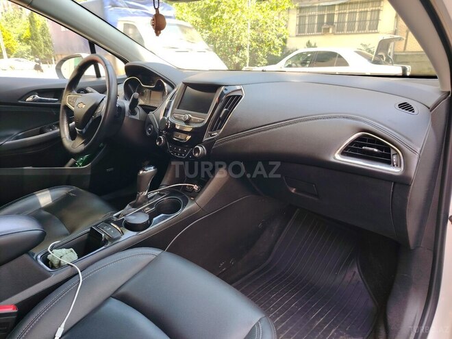 Chevrolet Cruze-7