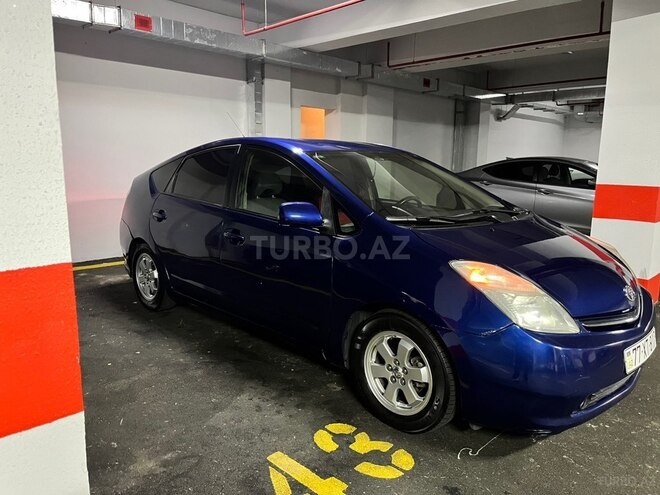 Toyota Prius-2