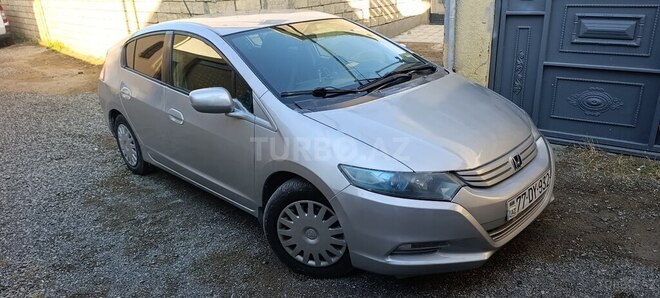 Honda Insight-5