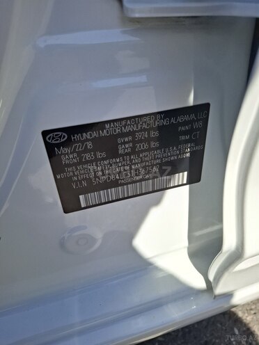 Hyundai Elantra-11
