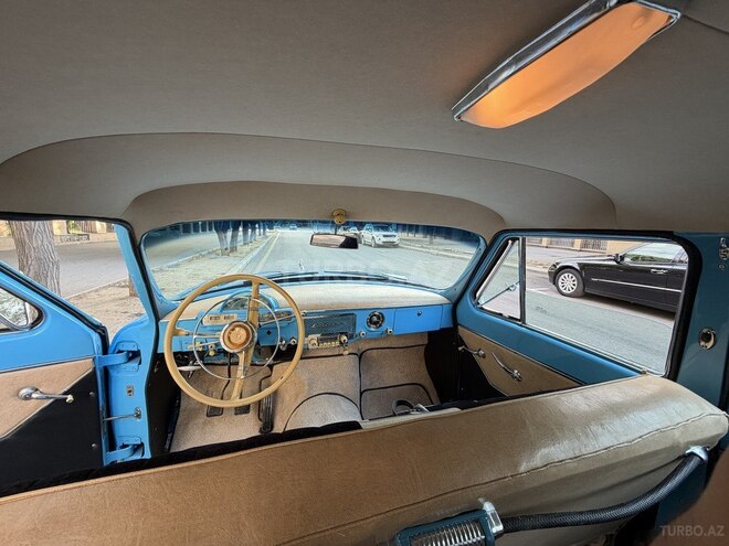 GAZ 21 "Volga"-6