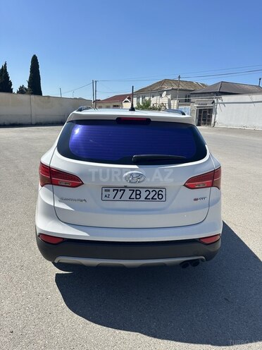 Hyundai Santa Fe-4