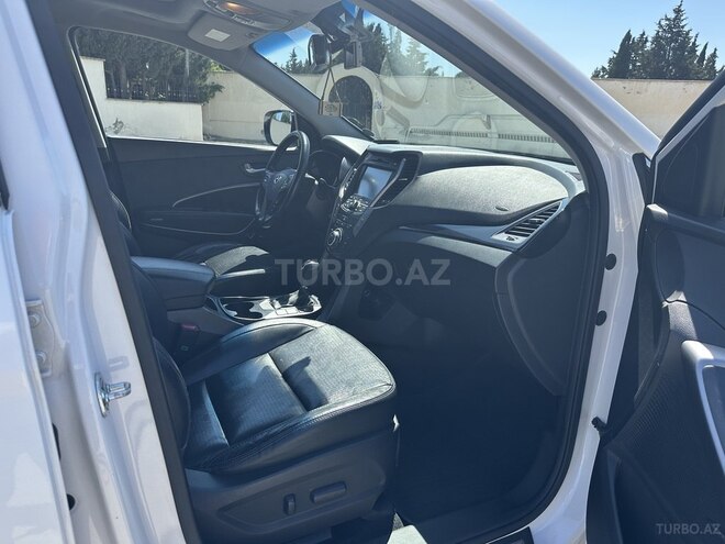 Hyundai Santa Fe-9