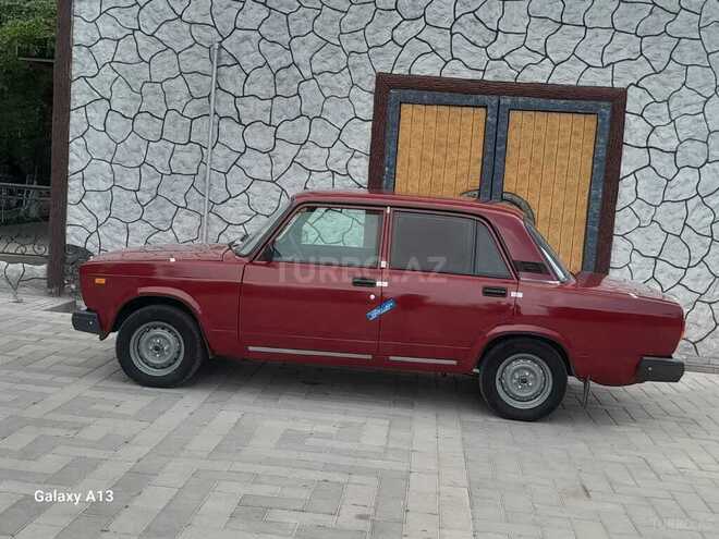 LADA (VAZ) 2107-2