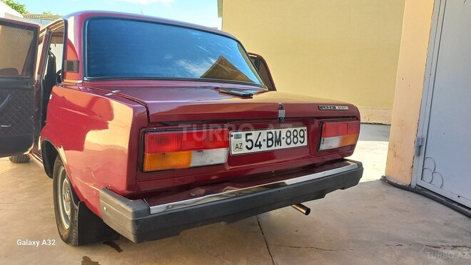LADA (VAZ) 2107-18