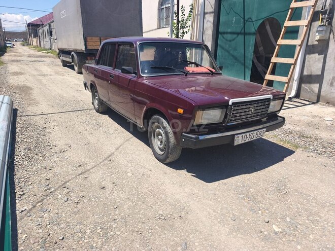 LADA (VAZ) 2107-5