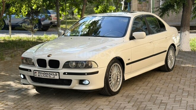 BMW 525-2