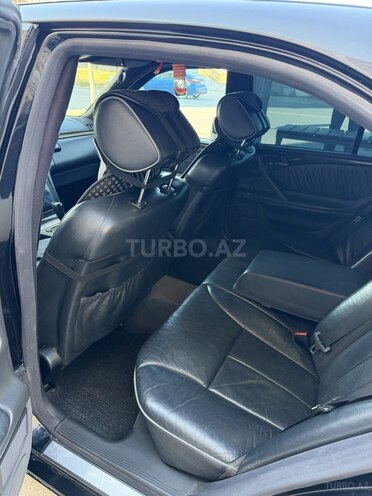 Mercedes E 280-7