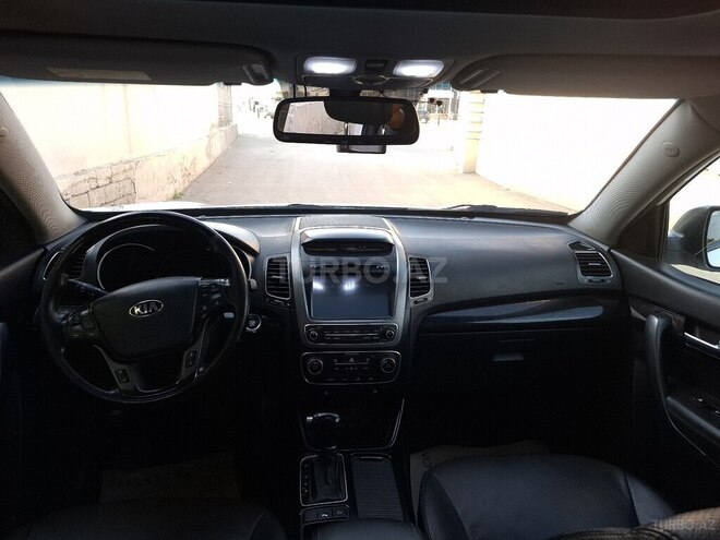 Kia Sorento-5