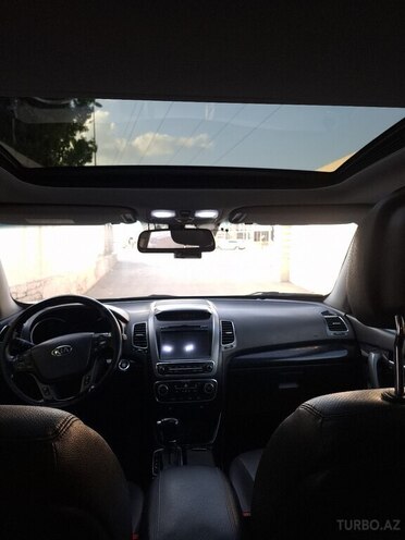 Kia Sorento-4