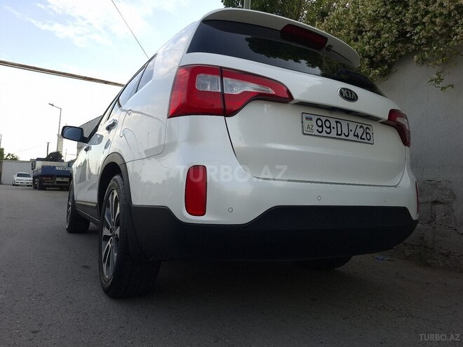 Kia Sorento-9