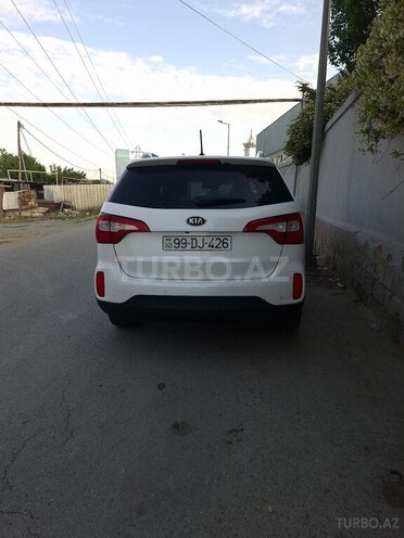 Kia Sorento-10