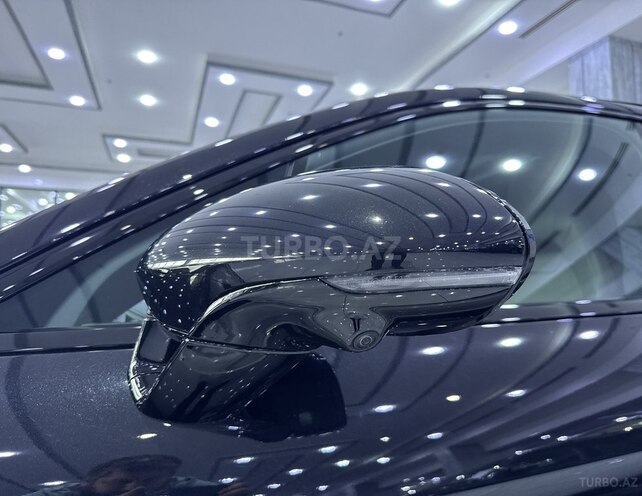 Porsche Panamera 4 E-Hybrid-17