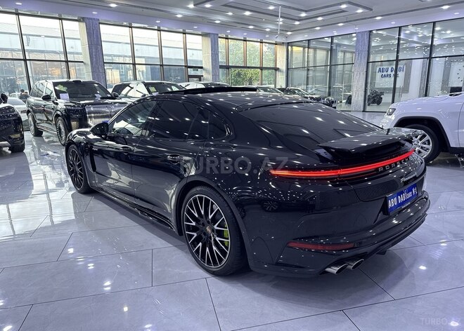 Porsche Panamera 4 E-Hybrid-6