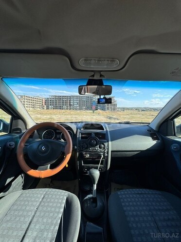 Renault Megane-8