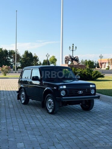 LADA (VAZ) Niva-3