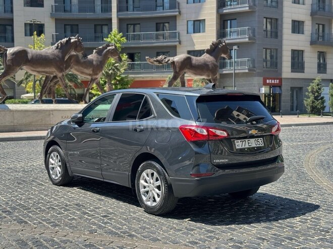 Chevrolet Equinox-7