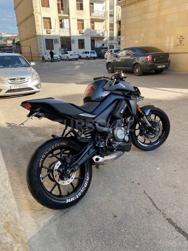 CFMOTO 250 NK-4