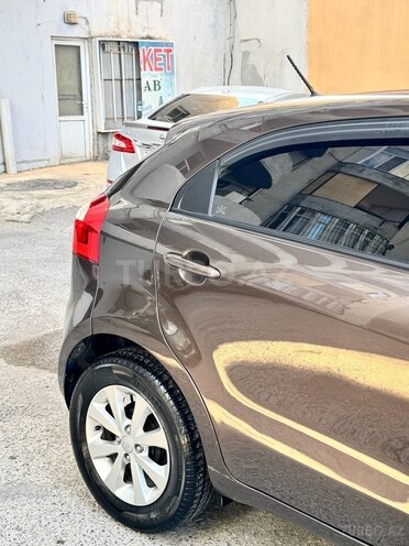 Kia Rio-8