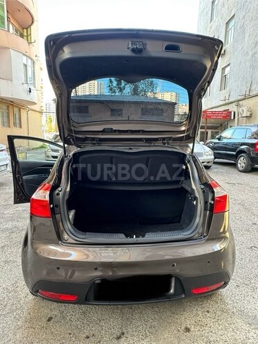 Kia Rio-14