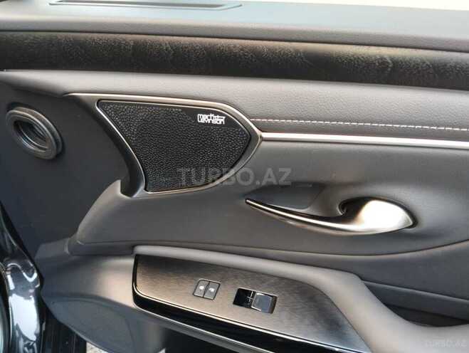 Lexus ES 300h-10