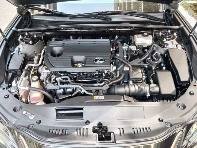 Lexus ES 300h-20