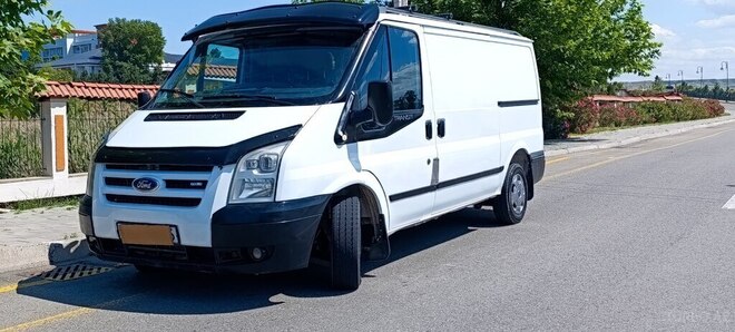 Ford Transit-1