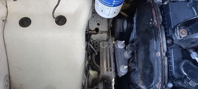 Ford Transit-15