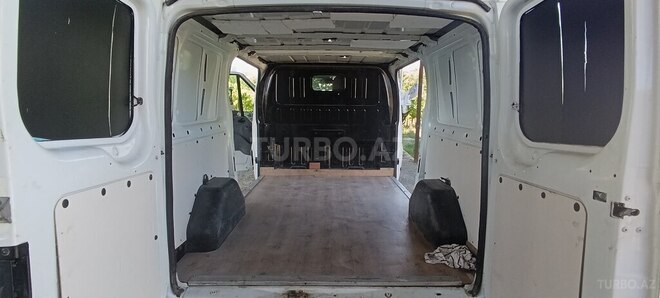 Ford Transit-21