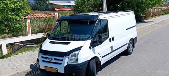 Ford Transit-20