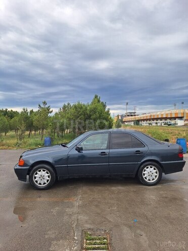 Mercedes C 180-4
