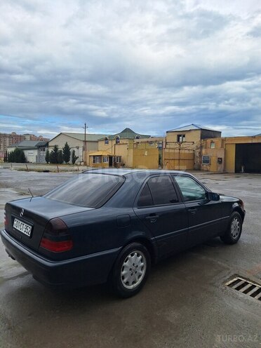 Mercedes C 180-6