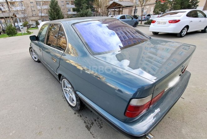 BMW 520-3
