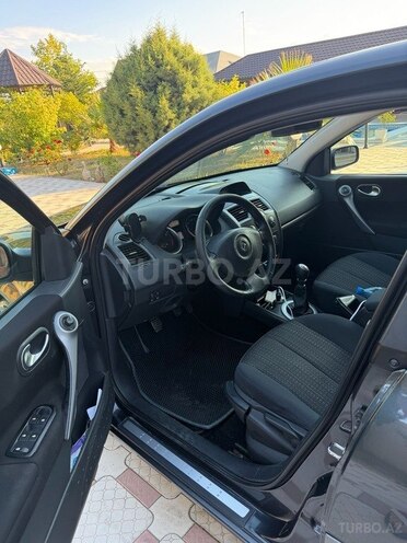 Renault Megane-10