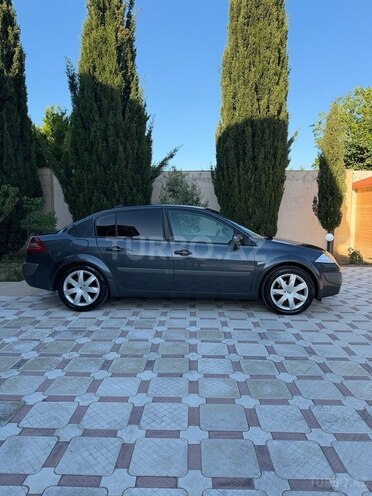 Renault Megane-5