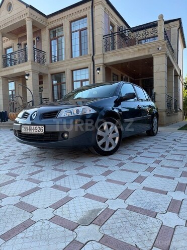 Renault Megane-2