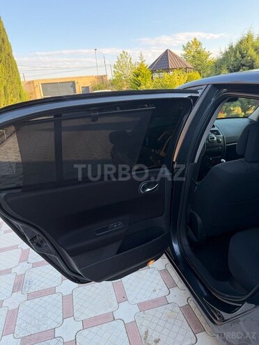 Renault Megane-9