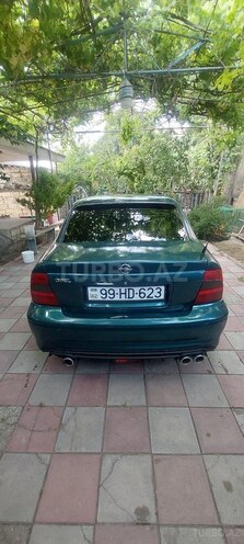 Opel Vectra-5