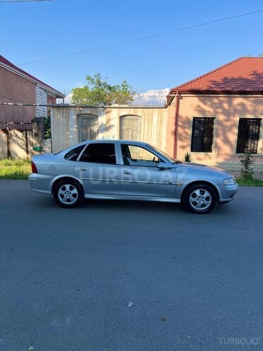 Opel Vectra-6