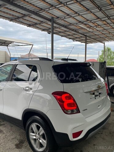 Chevrolet Trax-6