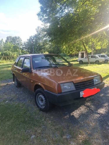 LADA (VAZ) 21099-2
