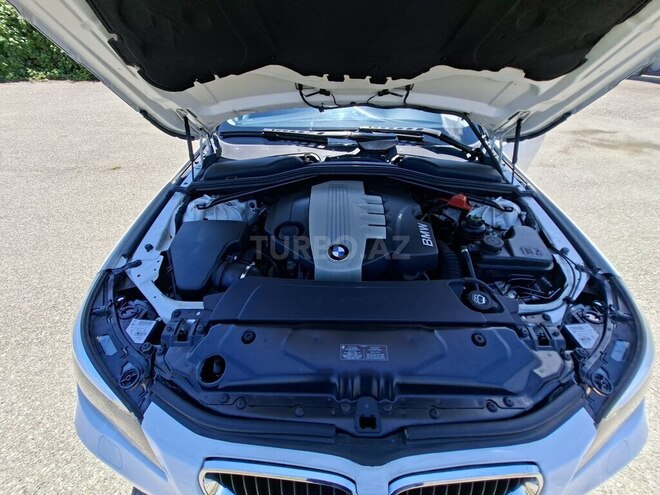BMW 520-18