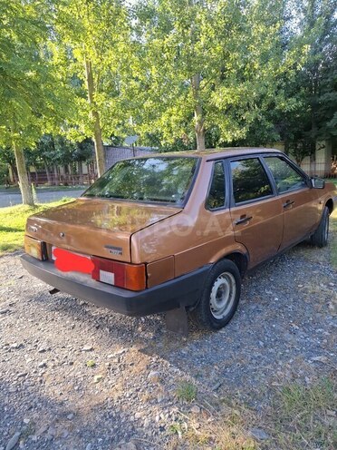 LADA (VAZ) 21099-15