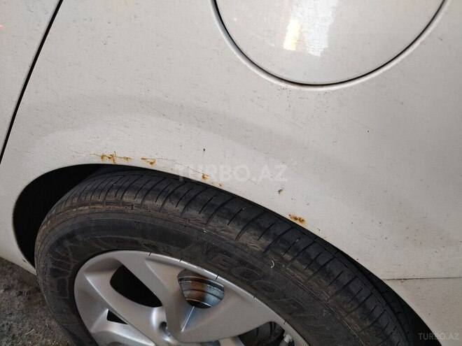 Hyundai Accent-16