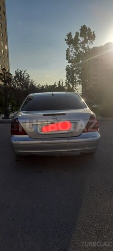Mercedes E 220-5