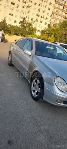 Mercedes E 220-7