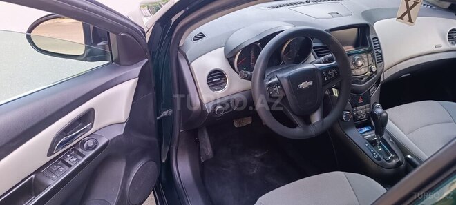 Chevrolet Cruze-8