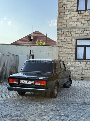 LADA (VAZ) 2107-10