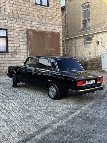 LADA (VAZ) 2107-4